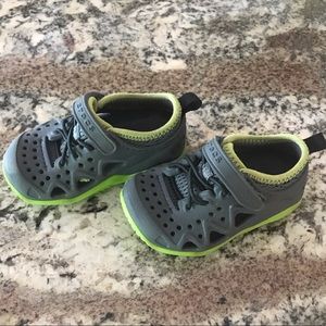 CROCS water/shoe sandal